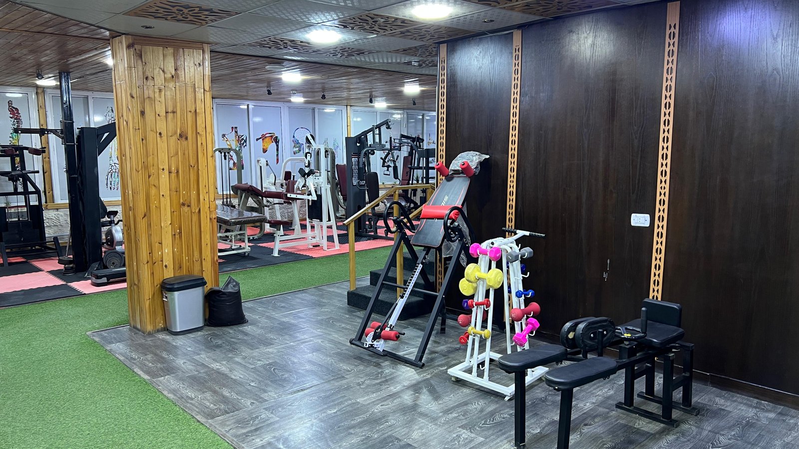 حالات العامود الفقري والمفاصل